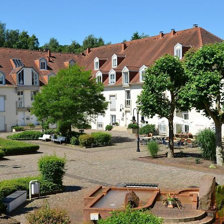Amf Ferienwohnungen Historischer Soutyhof Saarlouis Kültér fotó